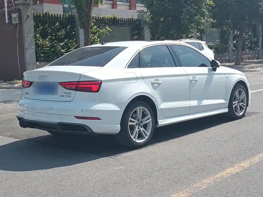 Audi A3 2019 Limousine 35 TFSI Fashion China VI фото 12