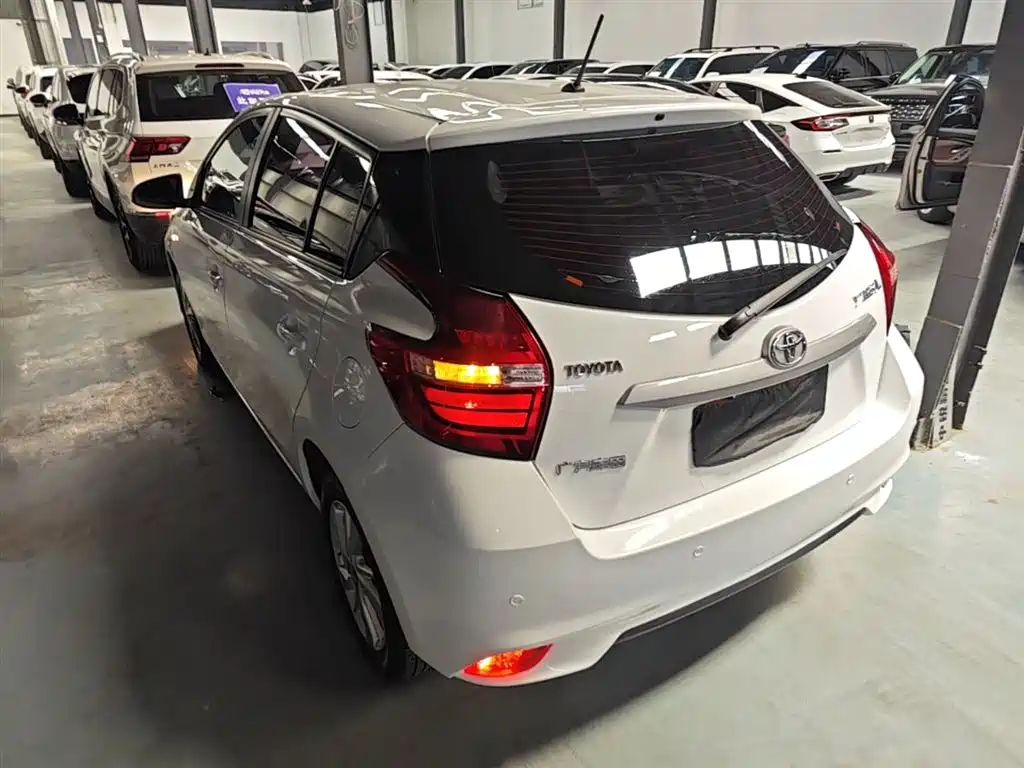 Toyota YARiS L Zhi Xuan 2016 Facelift 1.5E CVT Charming Edition фото 5