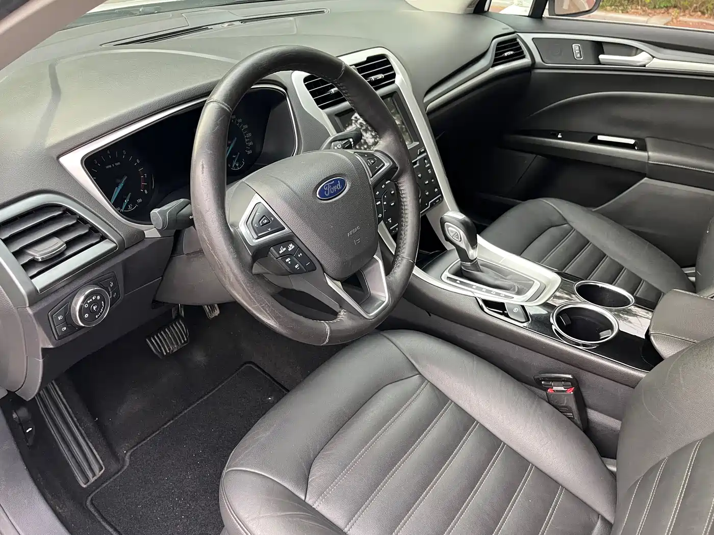 FORD MONDEO