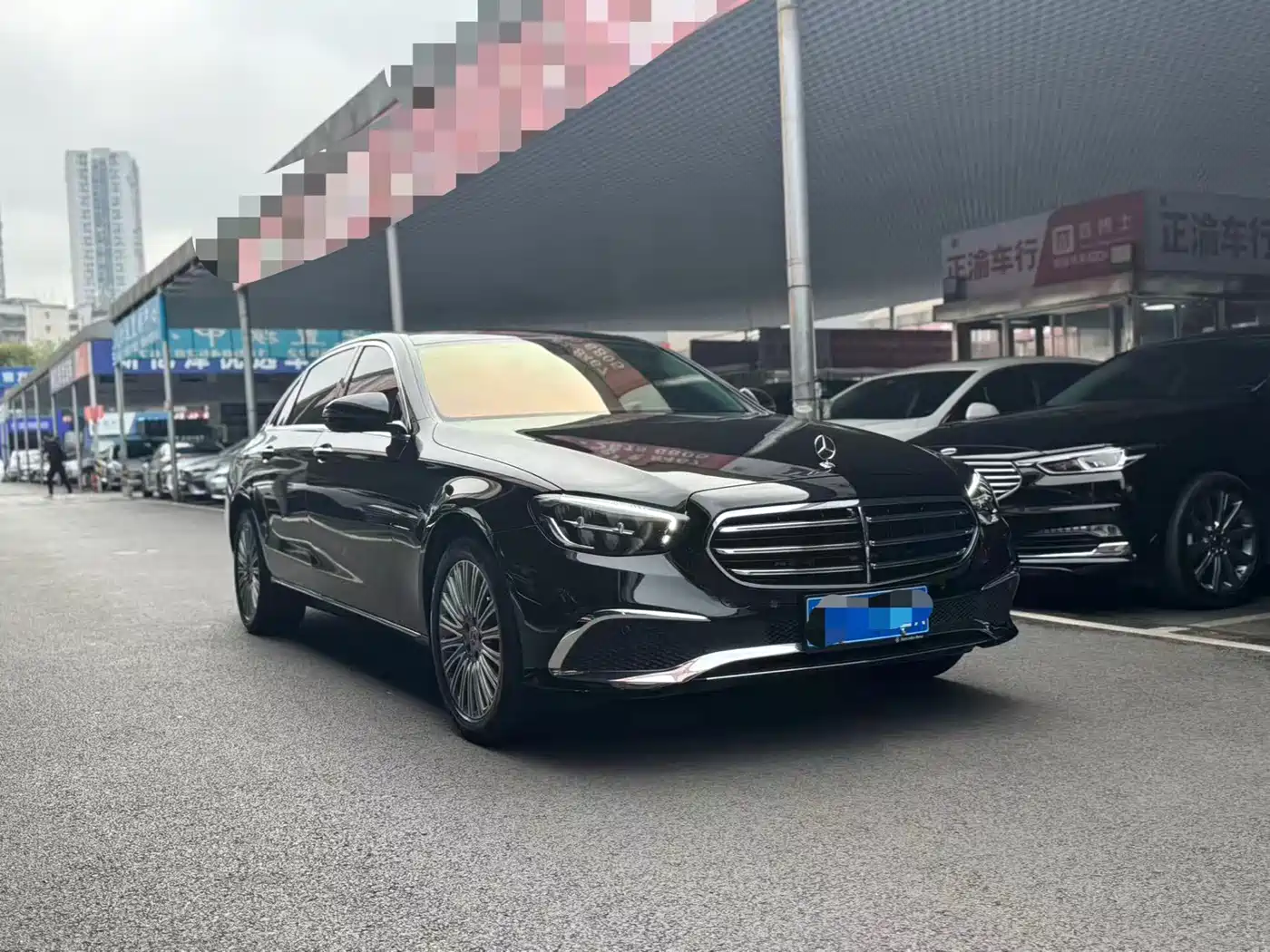 Mercedes-Benz E-Class 2023 E 300 L Fashion фото 3