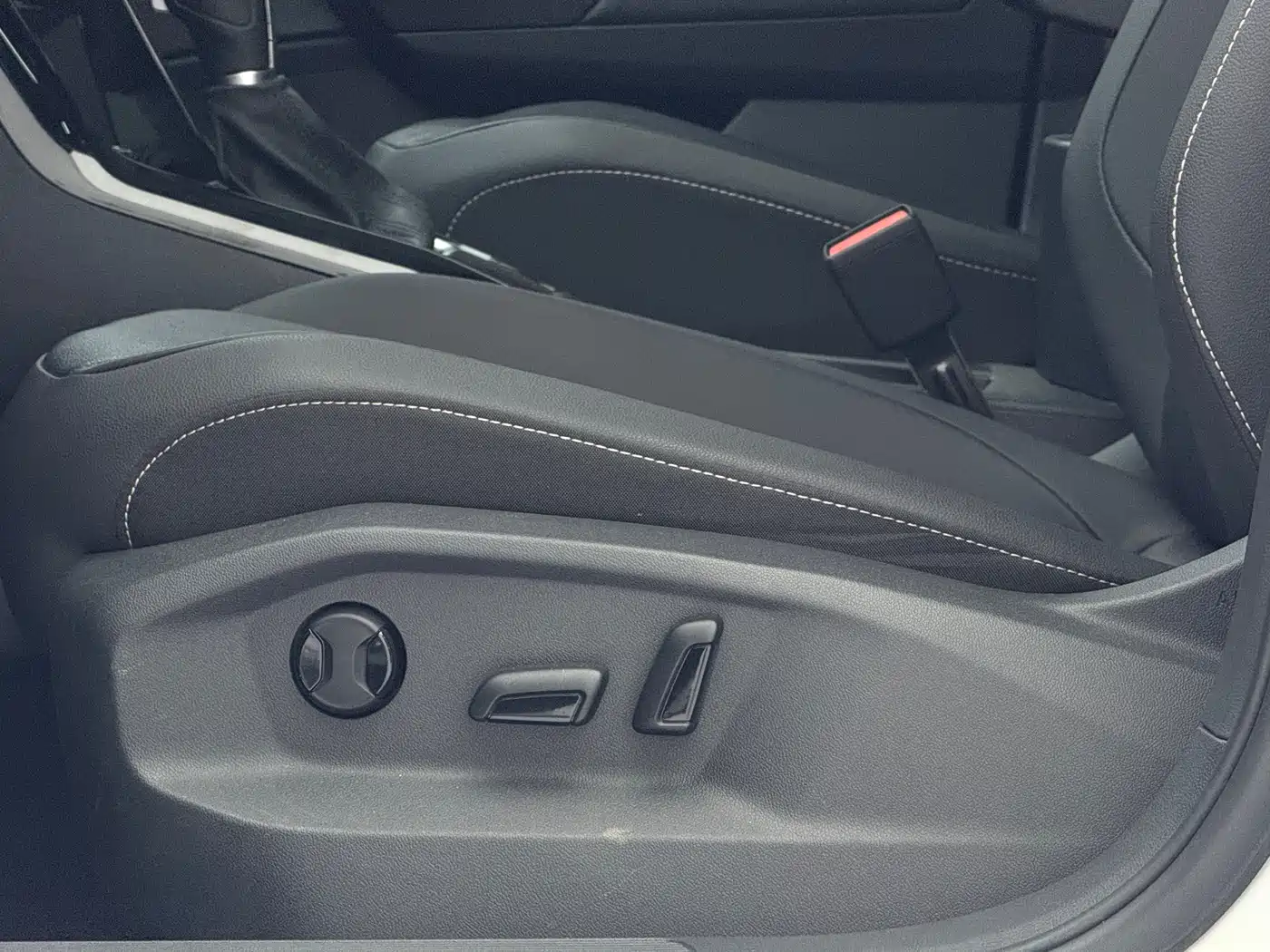 Volkswagen T-ROC 2022 280TSI DSG 2WD Comfort PLUS фото 21