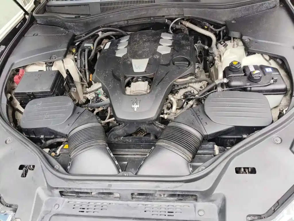 Фото 3 - Maserati Levante