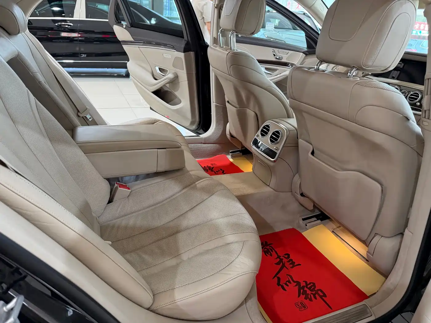 Mercedes-Benz S-Class 2016 S 320 L Business Edition фото 10