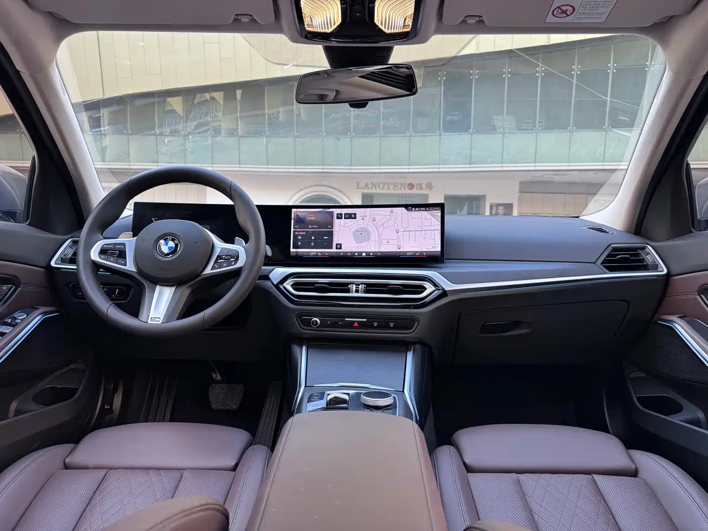BMW 3 Series 2024 325i M Sport Package фото 19
