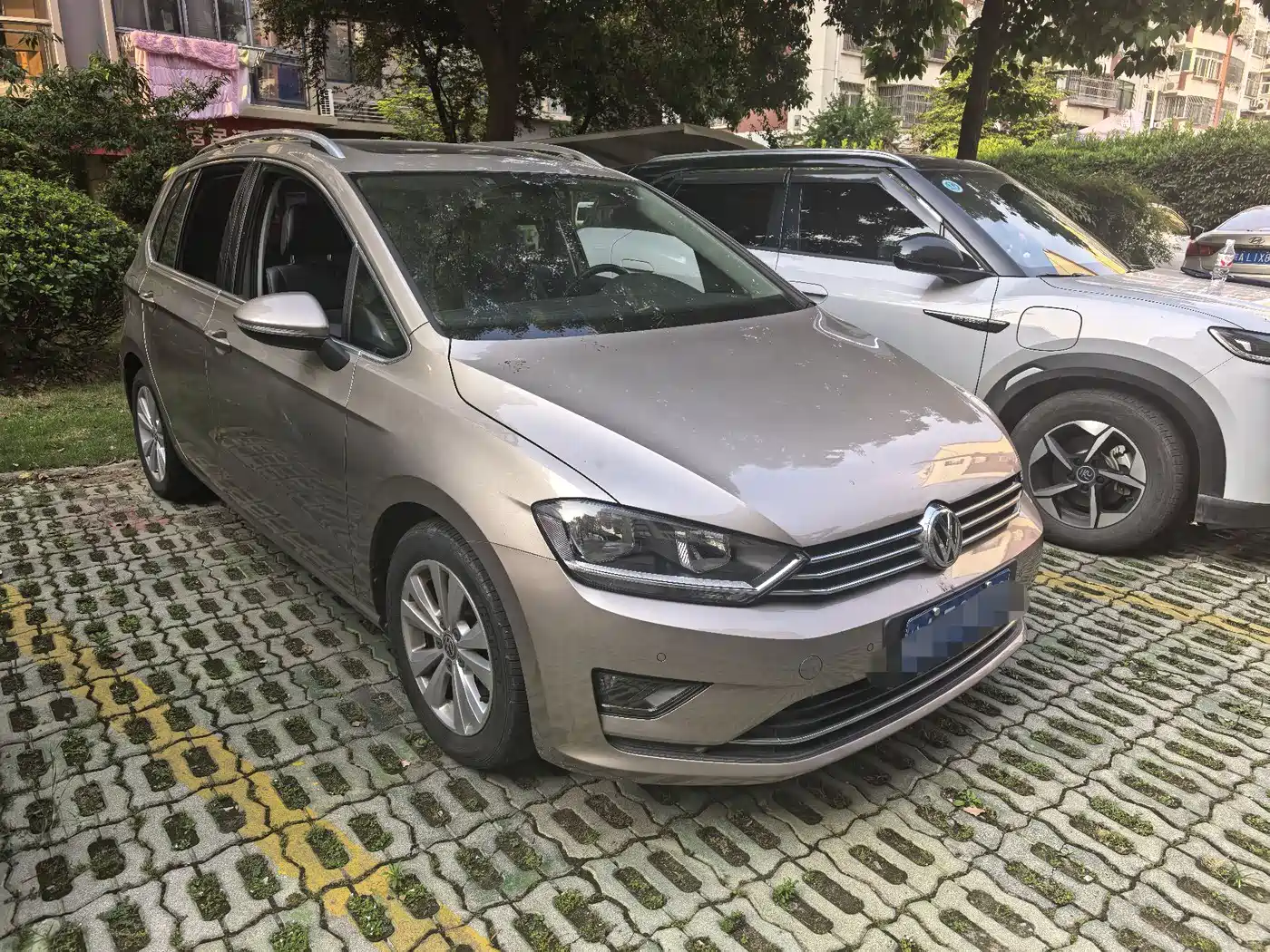 Volkswagen Golf Sportsvan 2018 230TSI Automatic Progressive фото 2