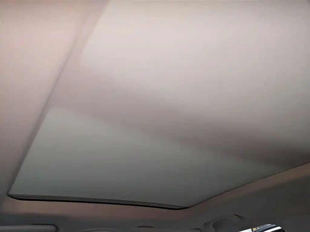 Baojun 530 2019 2020 1.5T CVT Premium Connect 7-seater
