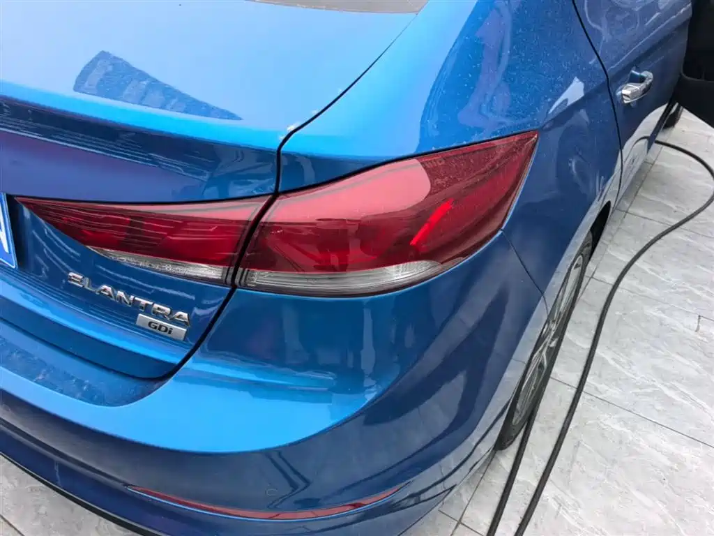 Hyundai Elantra 2016 Model 1.6L Automatic Smart Elite фото 8