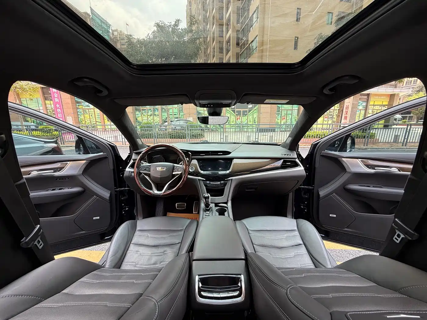 Cadillac XT6 2020 28T 6-Seater AWD Platinum Sport Edition фото 32