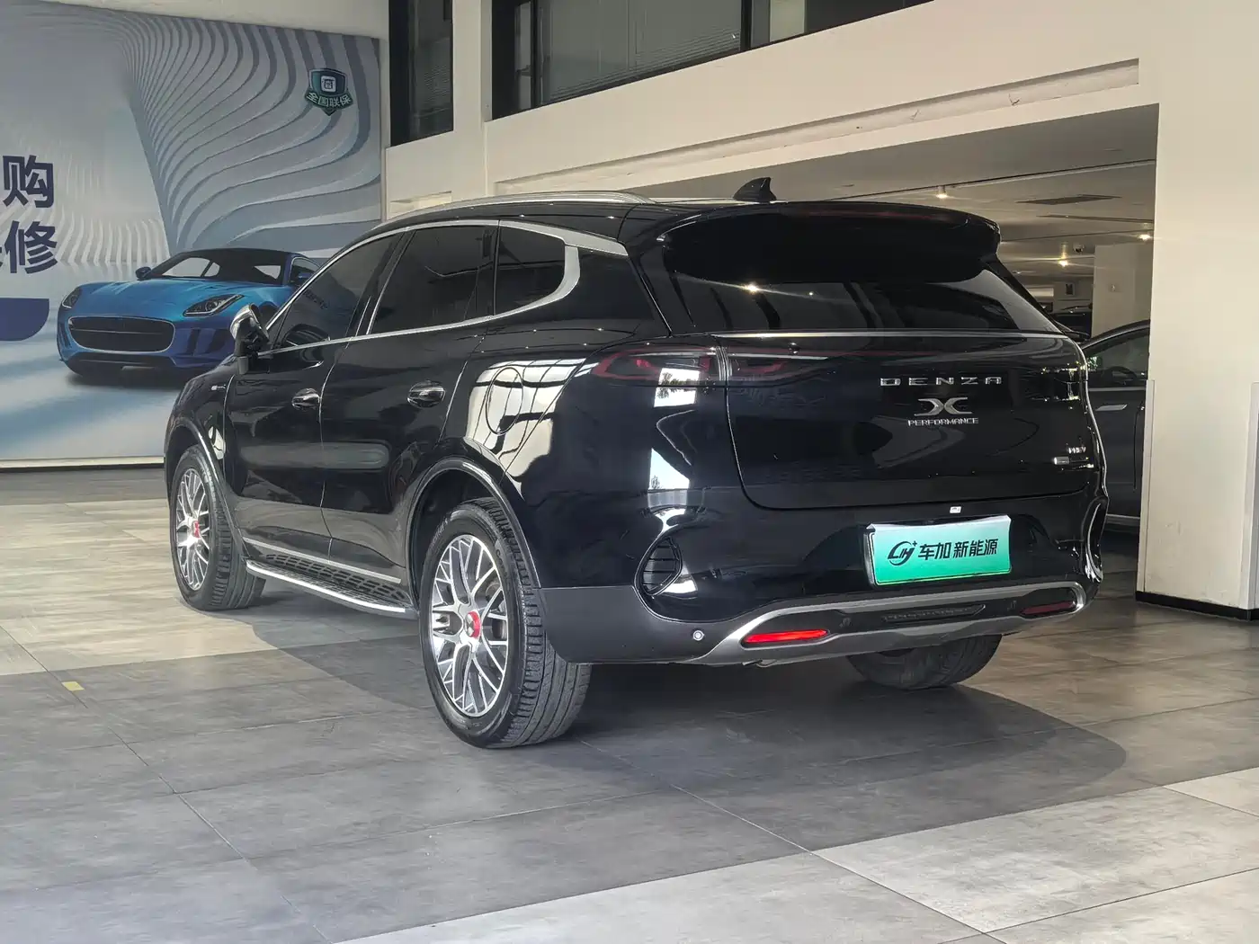 Denza X 2020 PHEV Classic Edition фото 9
