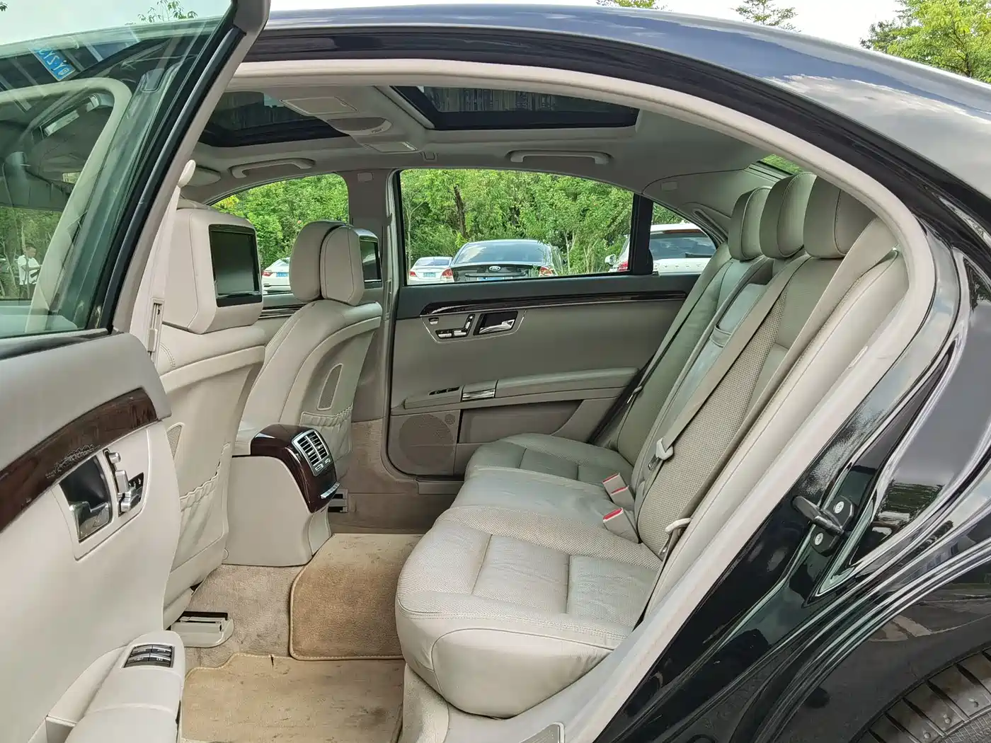 Mercedes-Benz S-Class 2010 S 350 L Luxury фото 11