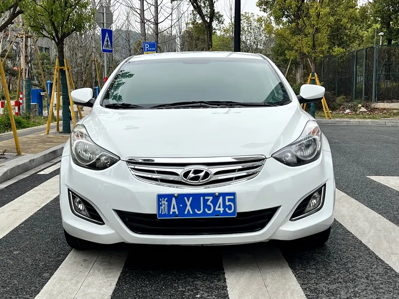 Hyundai Langdong 2015 1.6L Auto Trend фото 2