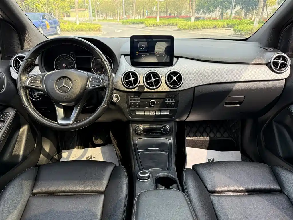 Mercedes-Benz B-Class 2017 B 200 Style фото 5