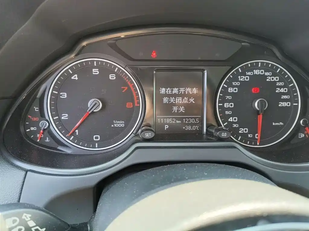 Audi Q5 2016 40 TFSI Technology Model фото 12