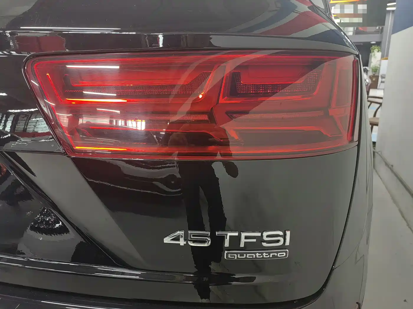 AUDI Q7