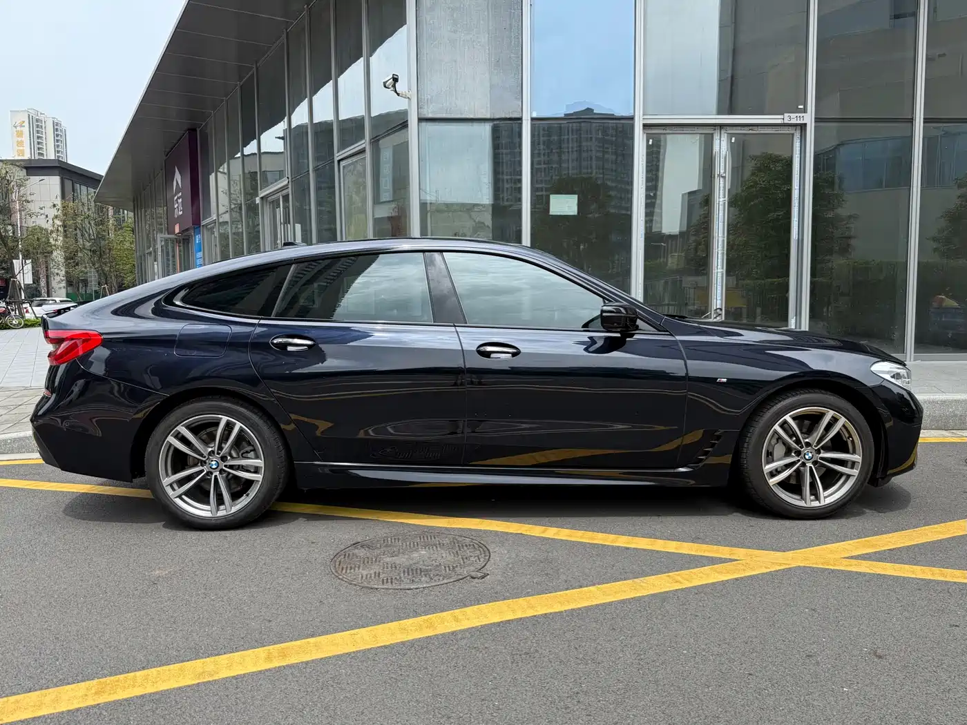 BMW 6 Series GT 2018 630i M Sport Package фото 4