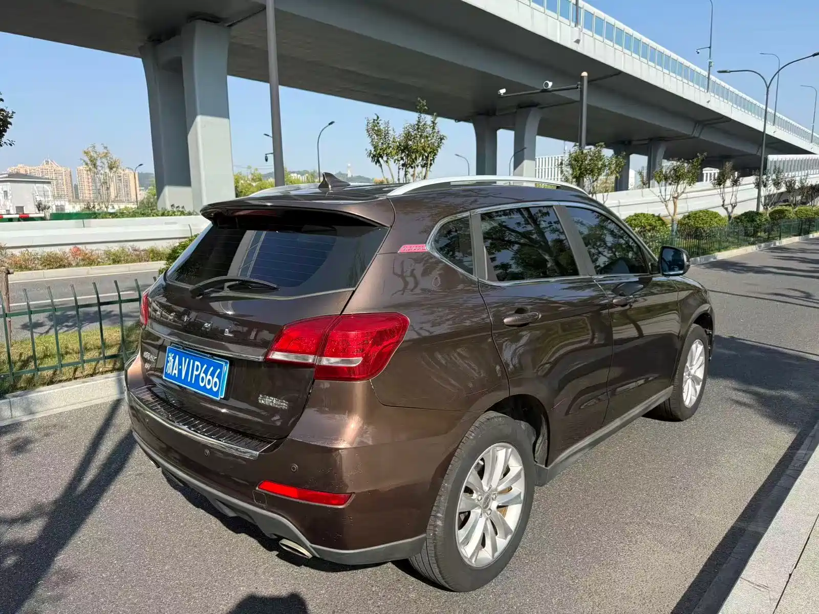 Фото 6 - Haval H2