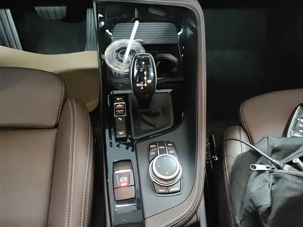 BMW X1 2022 Facelift xDrive25Li Premium Edition фото 14