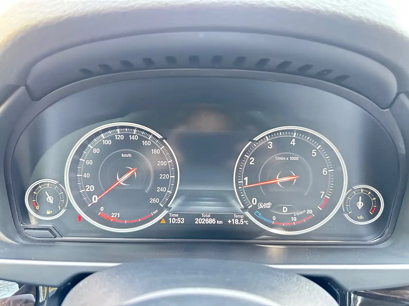 BMW X5 (Import) 2017 xDrive28i фото 9