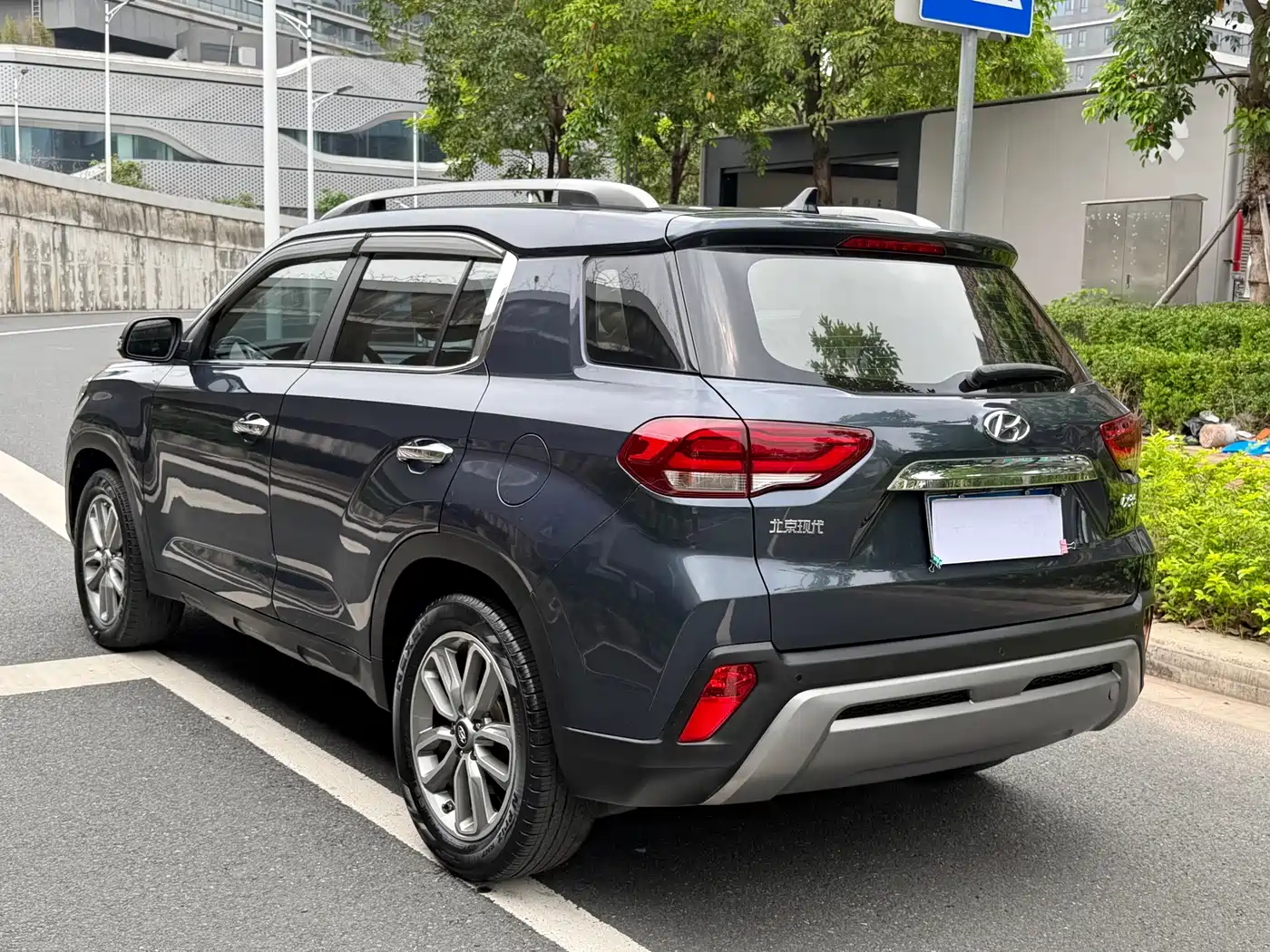 Hyundai Beijing Hyundai ix35 2018 2.0L Automatic 2WD Zhiyong·Enjoyment Edition фото 15