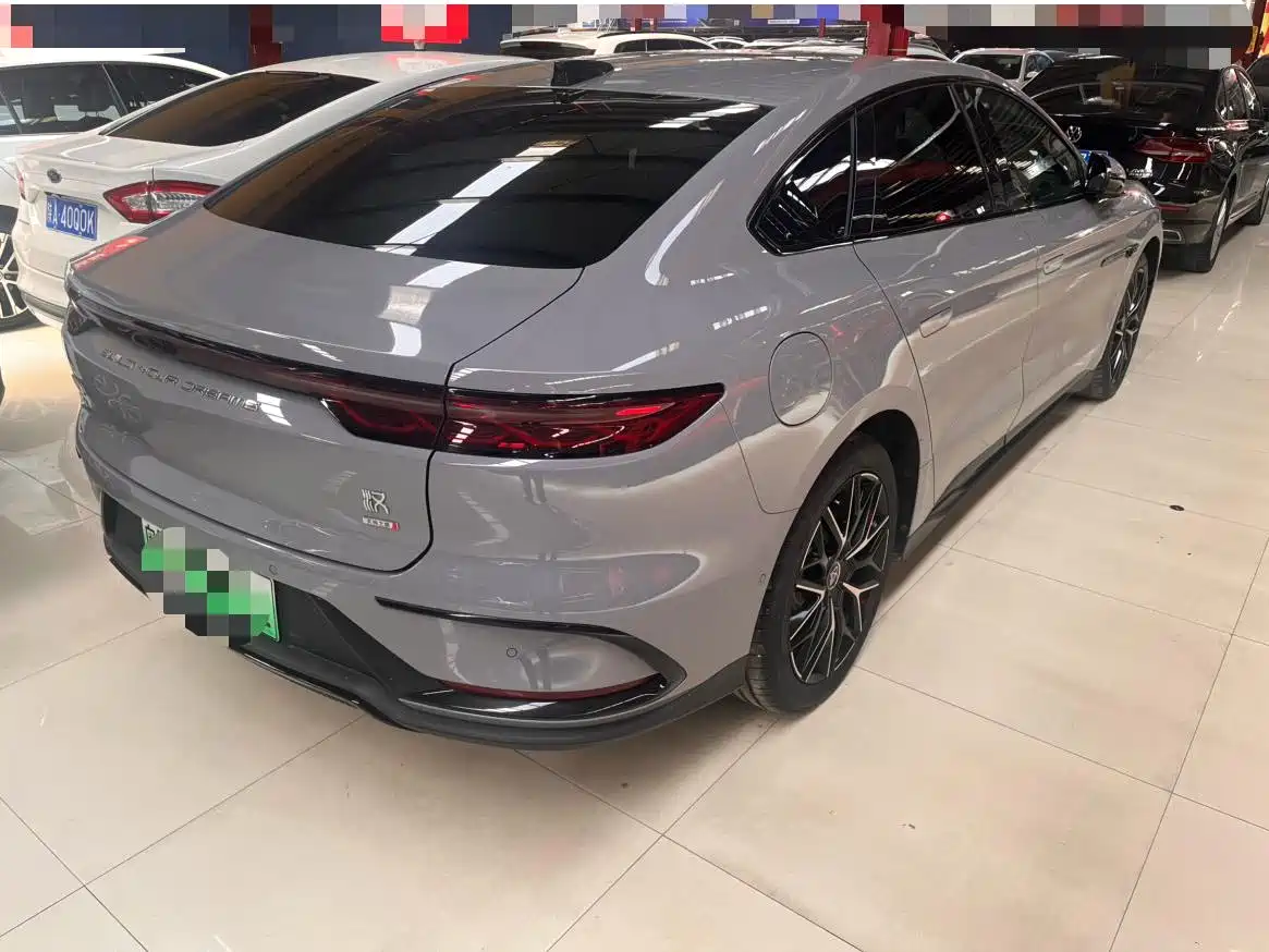 BYD Han 2025 DM-i 125KM Honor фото 10