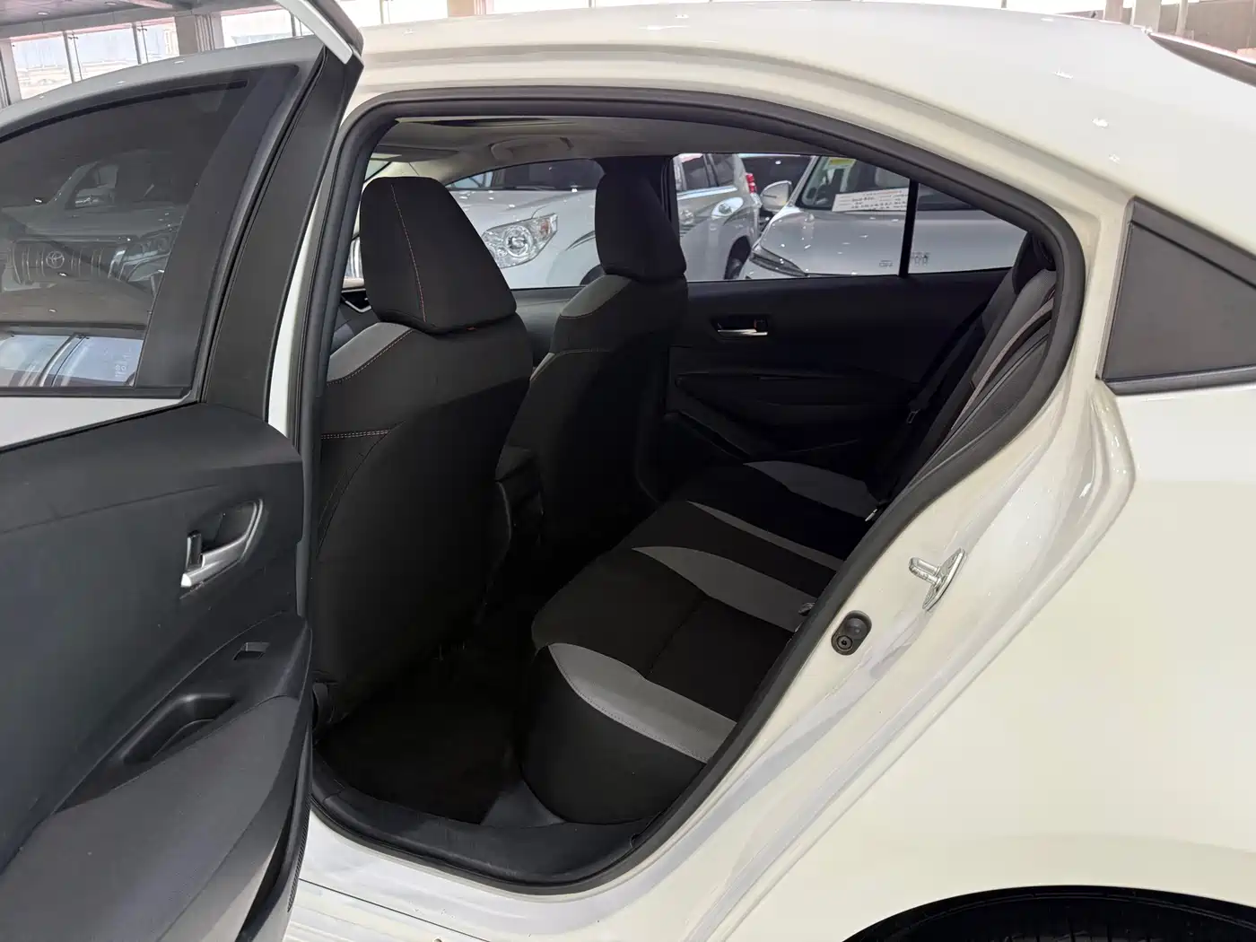 Toyota Corolla 2021 1.2T S-CVT Pioneer PLUS Edition фото 7