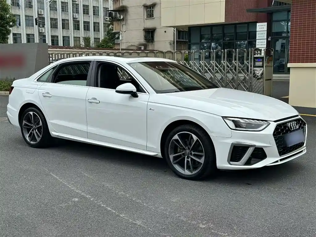 Audi A4L 2020 40 TFSI Fashion Dynamic Edition фото 5