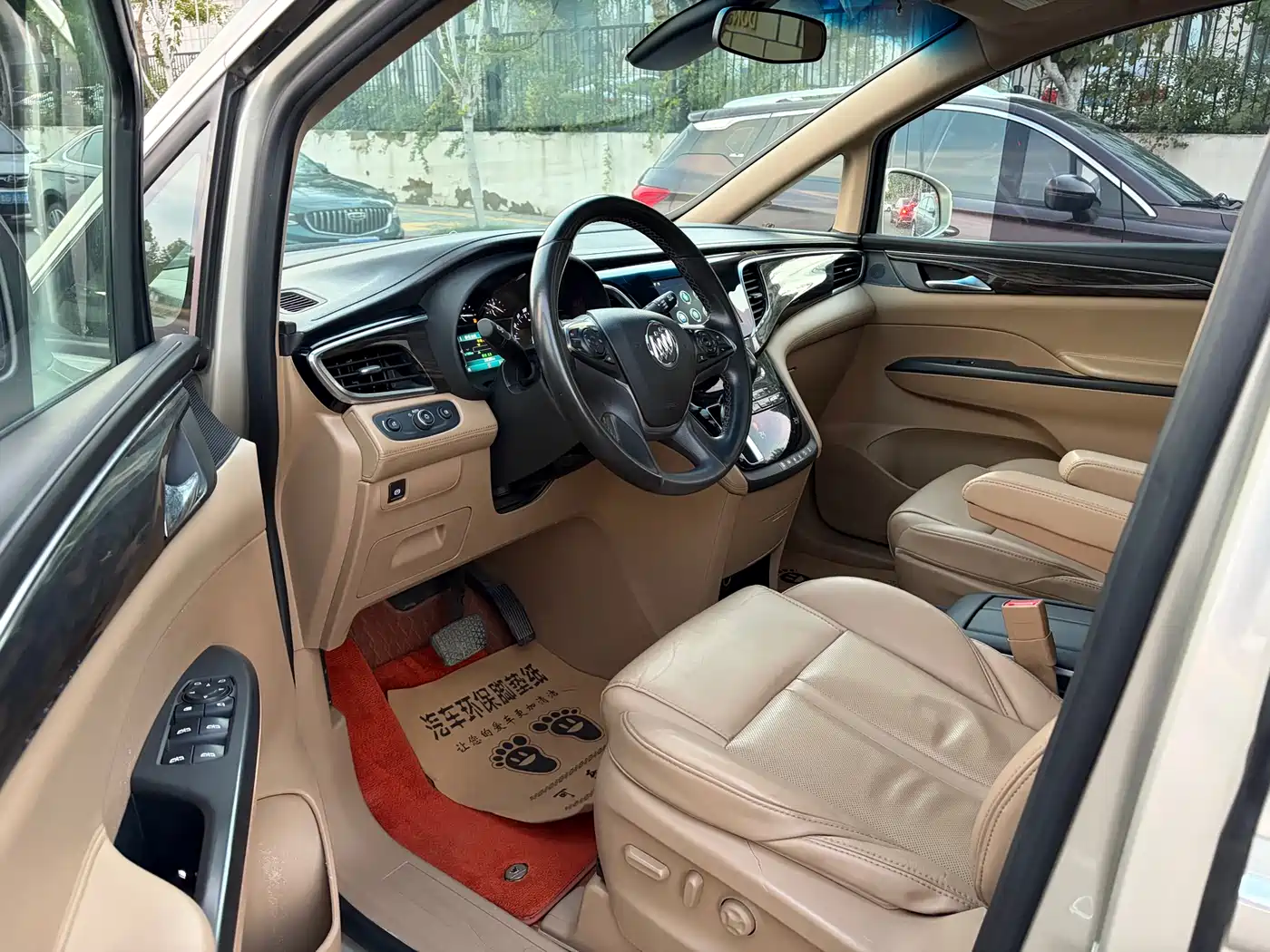 Buick GL8 2017 ES 28T Luxury China V фото 4