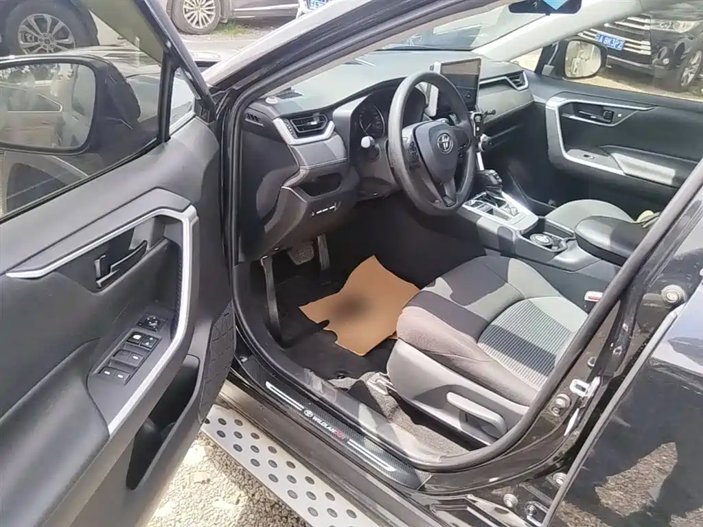 Toyota Wildlander 2022 2.0L CVT FWD Leading Edition фото 16
