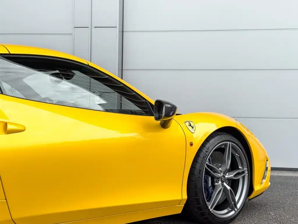 Фото 6 - Ferrari 458