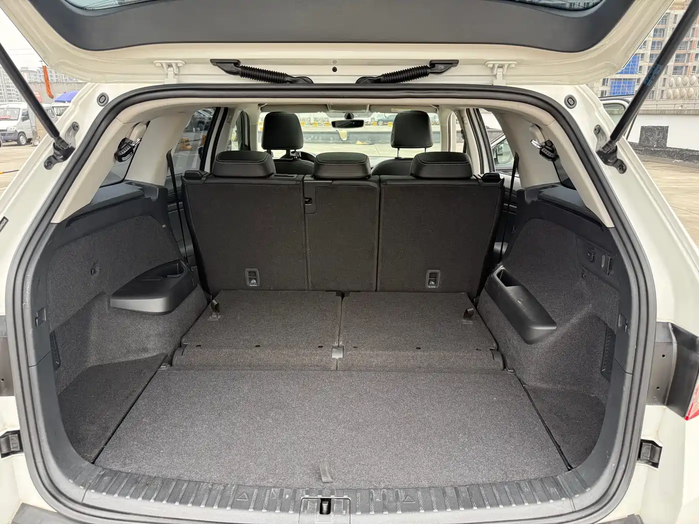 Škoda Kodiaq 2017 TSI330 7-seater 2WD Luxury Edition фото 15