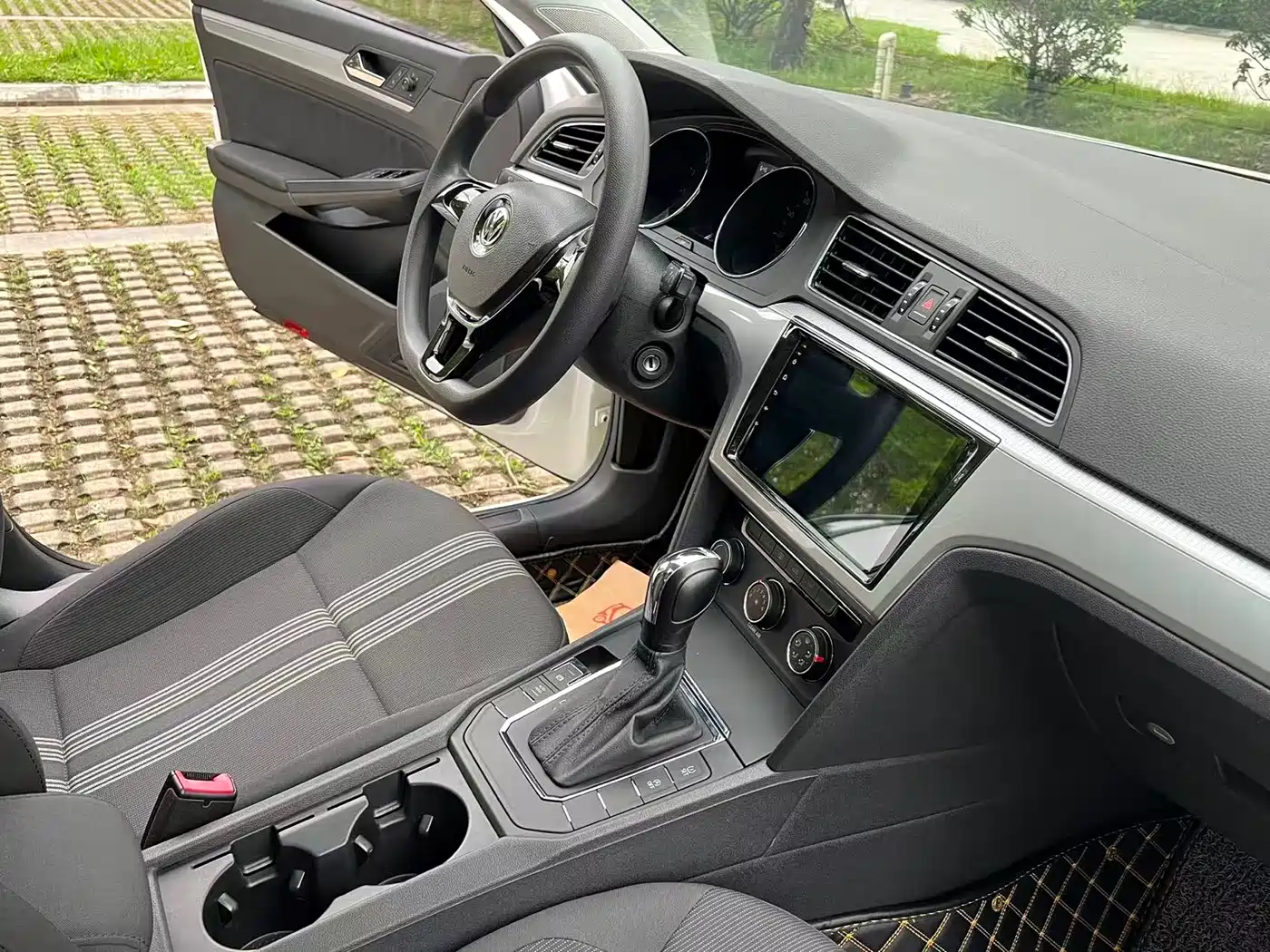 Volkswagen Lamando 2018 230TSI DSG Trend Edition фото 13