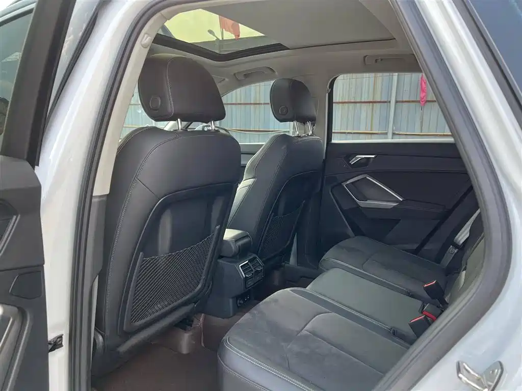 Audi Q3 2022 35 TFSI Fashion Dynamic фото 12