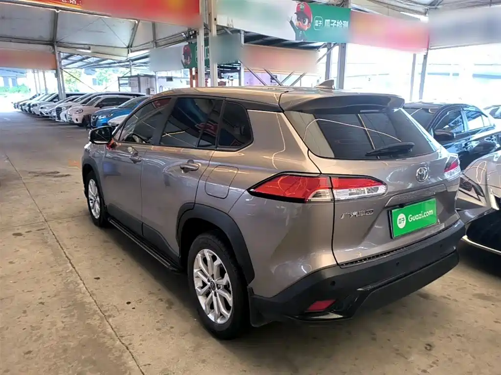 Toyota Frontlander 2023 2.0L CVT Elite Edition фото 5