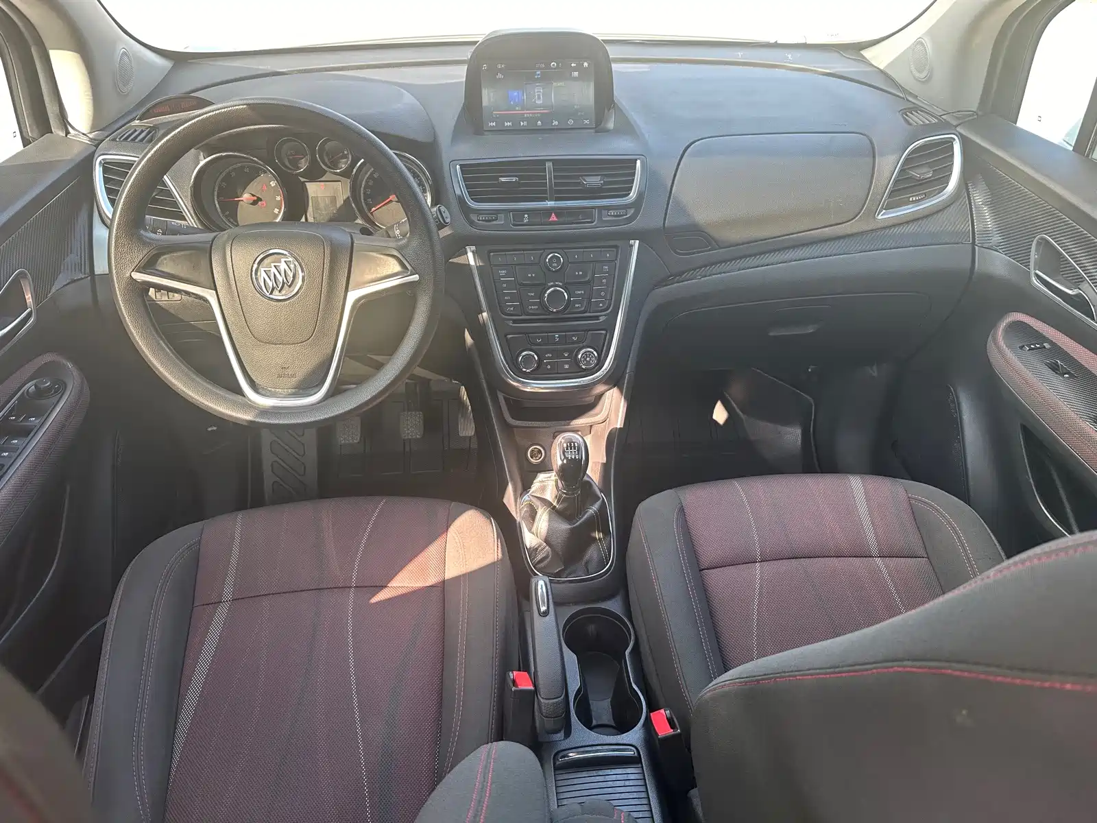 Фото 8 - Buick Encore