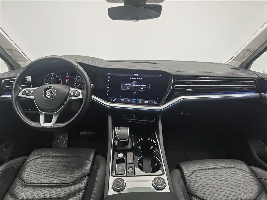 Volkswagen Touareg 2020 3.0TSI Enjoyment Edition China VI фото 5