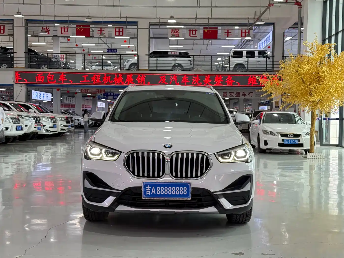 BMW X1 2022 sDrive20Li Premium фото 2