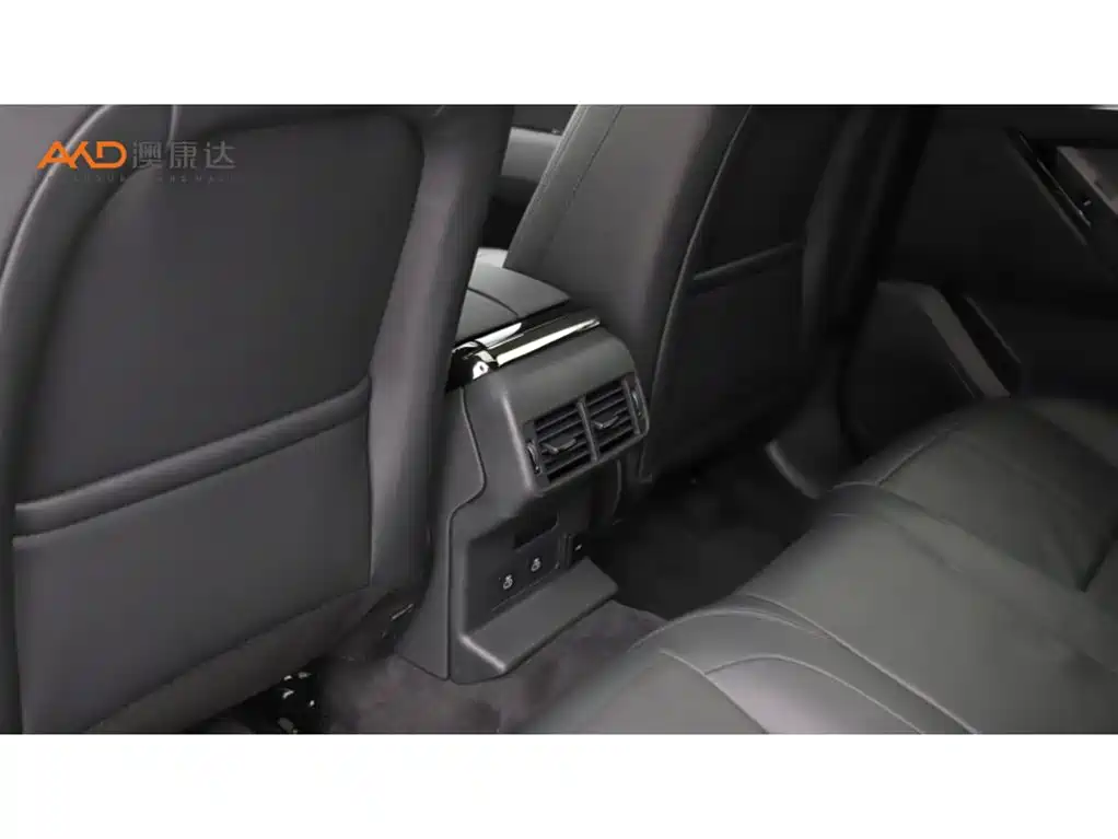 Land Rover Range Rover Velar 2024 Dynamic SE фото 9