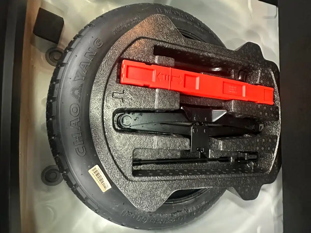 GEELY AUTOMOBILE BINYUE