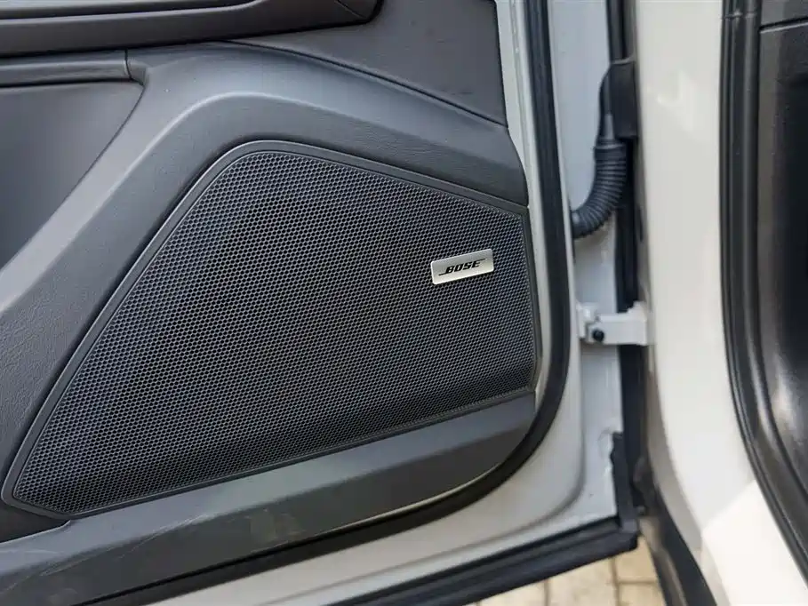 Porsche Cayenne 2025 Cayenne 3.0T Dream Chaser Edition фото 19