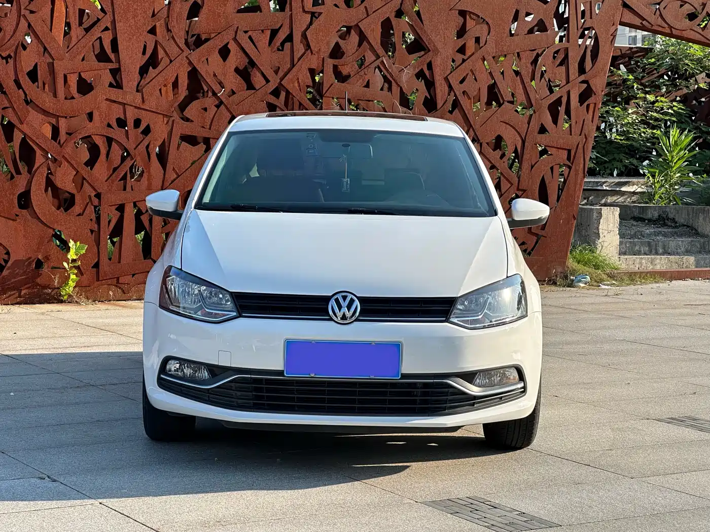 Volkswagen Polo 2016 1.6L Automatic Comfort фото 2