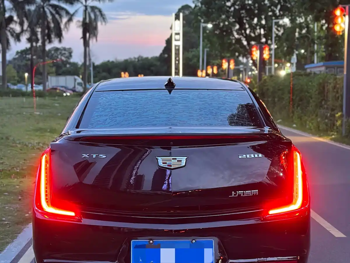 Cadillac XTS 2018 28T Technology фото 4