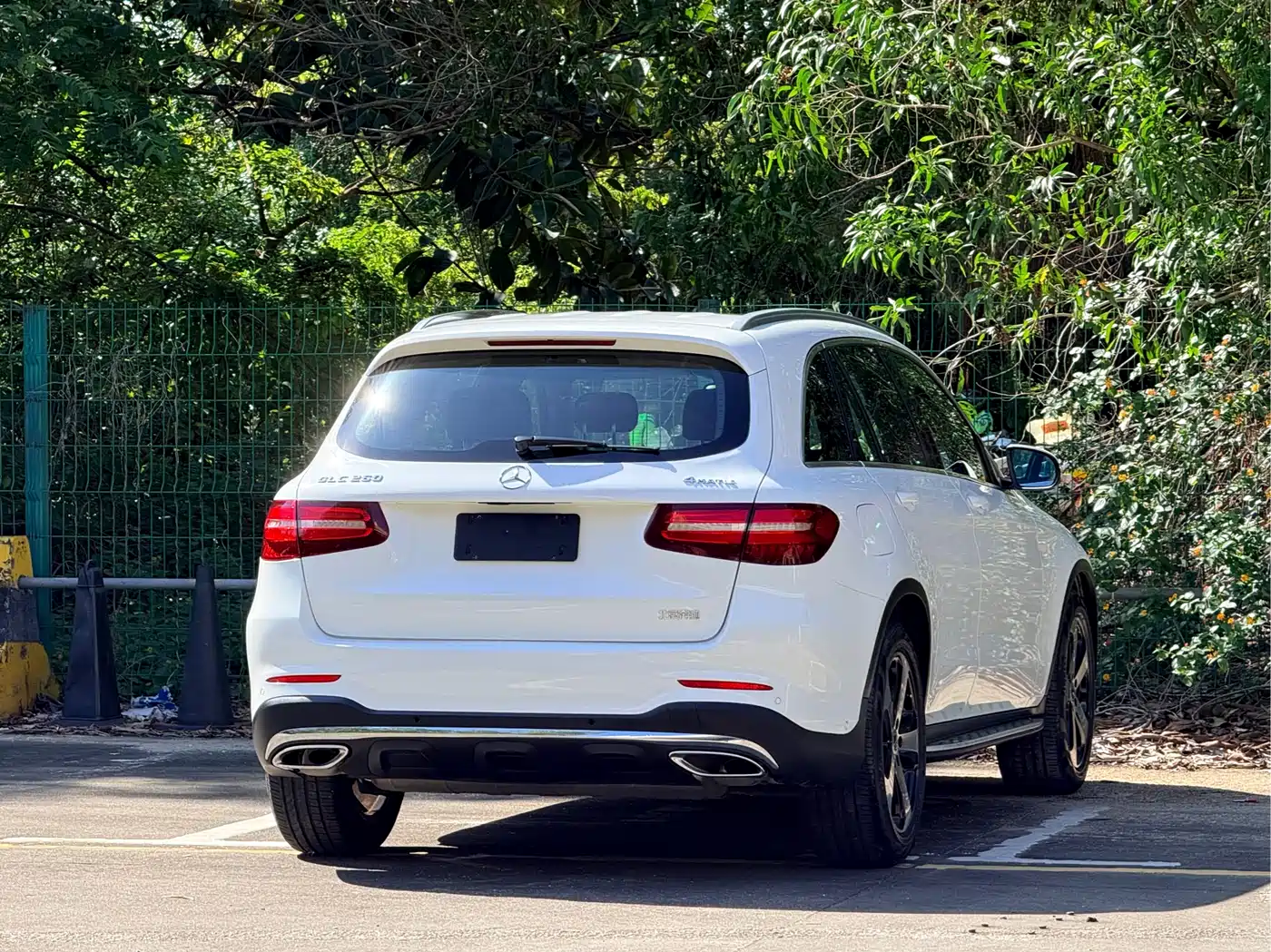Mercedes-Benz GLC 2018 Facelift GLC 260 4MATIC Luxury фото 16