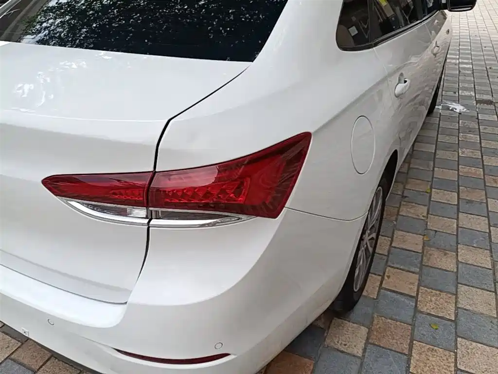 Buick Excelle 2019 18T Auto Connected Elite China VI фото 8