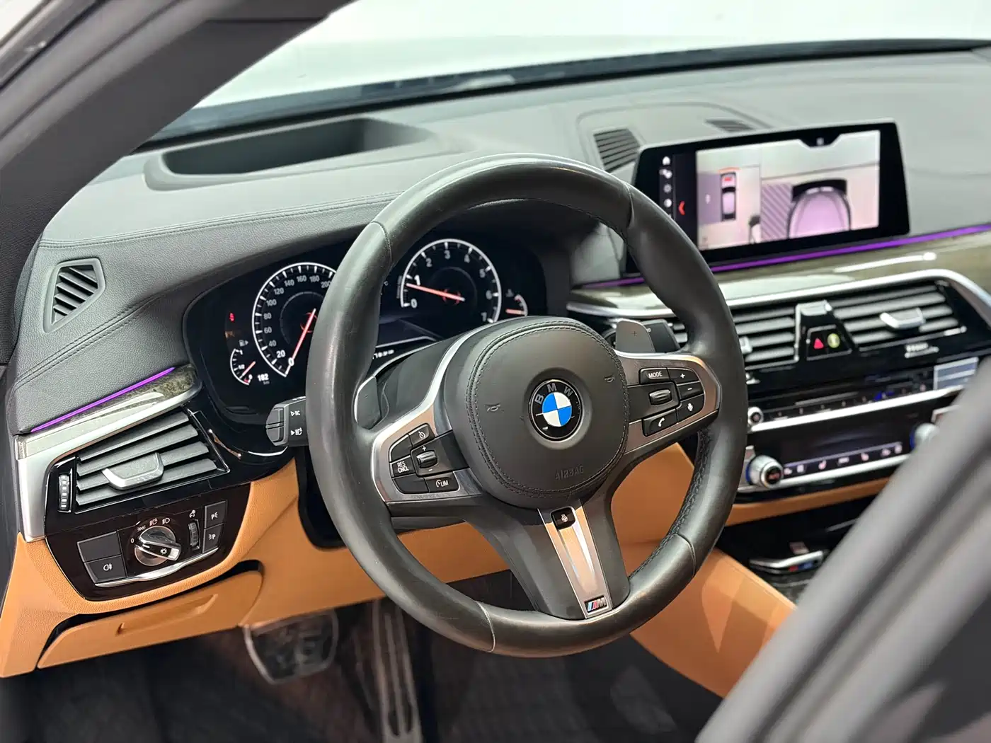 BMW 6 Series GT 2019 630i M Sport Package фото 10