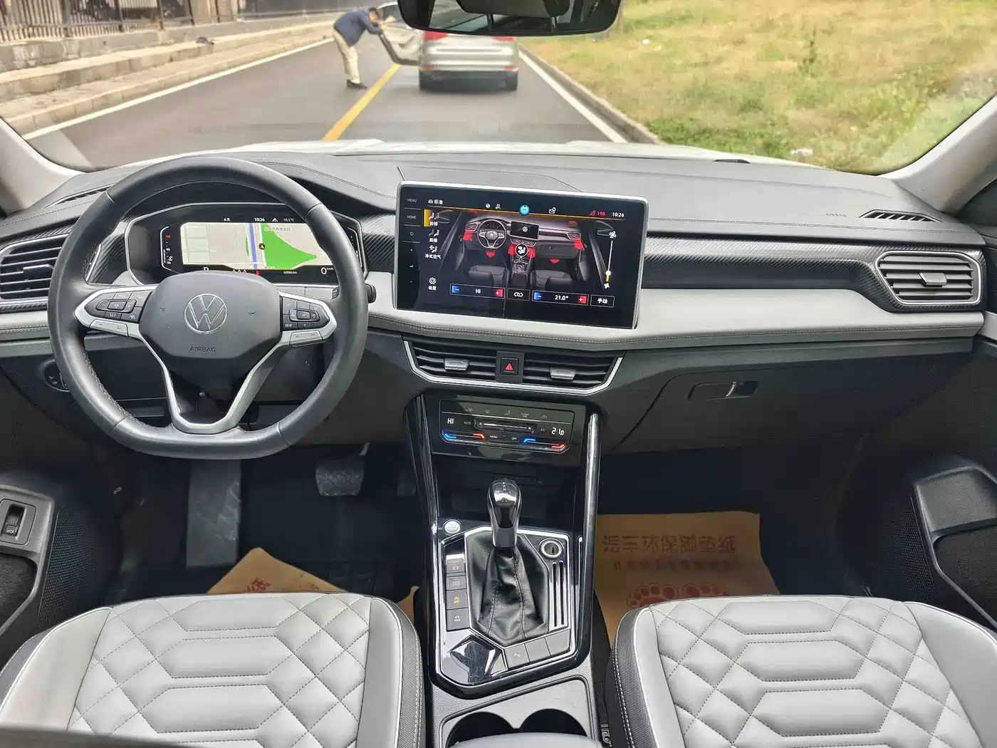 Volkswagen Tayron 2023 330TSI 2WD Luxury Plus Advanced Edition фото 8