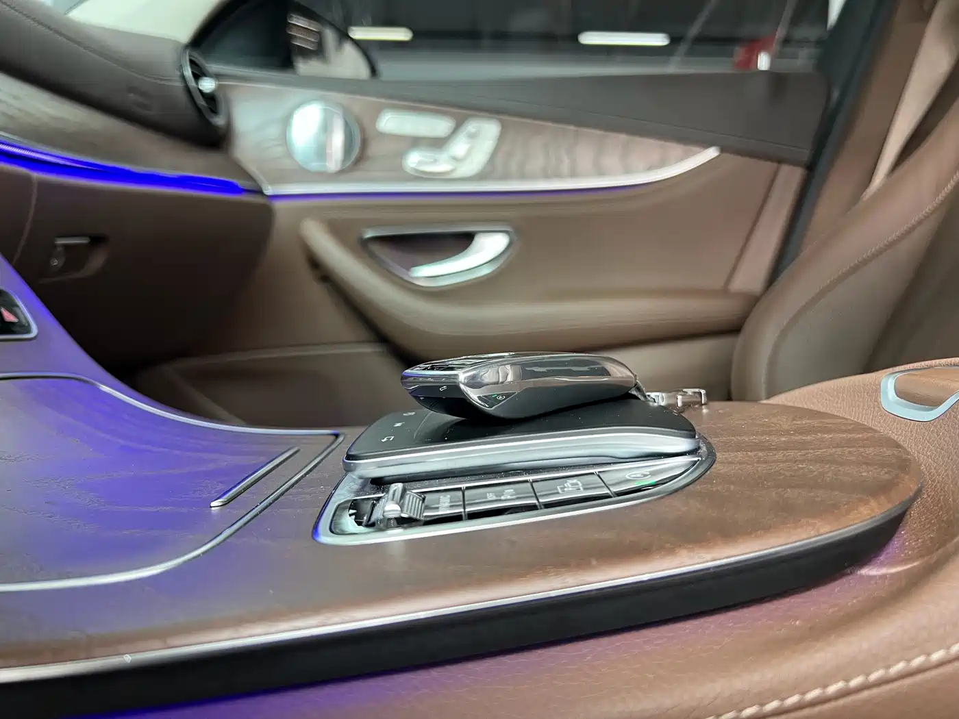 Mercedes-Benz E-Class 2020 Facelift E 300 L Exclusive фото 27