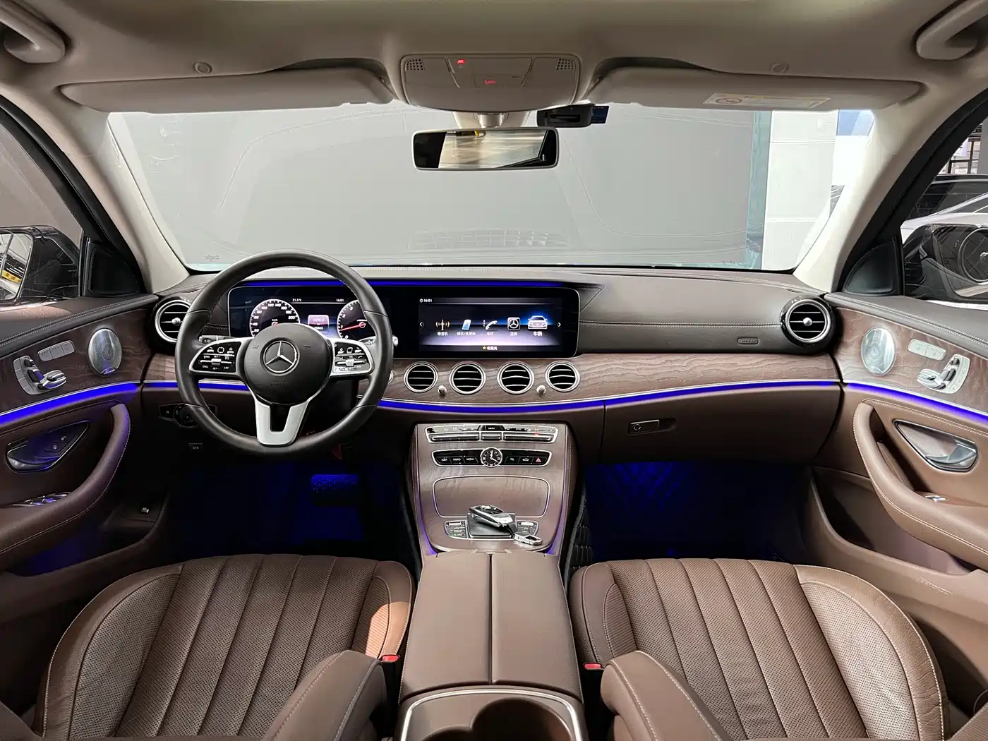 Mercedes-Benz E-Class 2020 Facelift E 300 L Exclusive фото 21