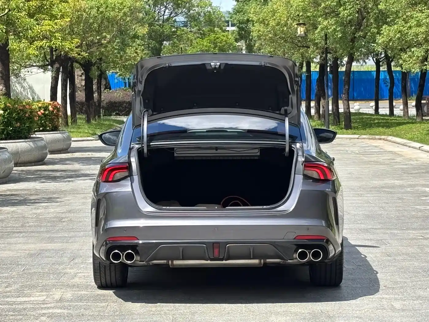GAC Trumpchi Trumpchi Emkoo 2023 270T DCT J15 Edition фото 10