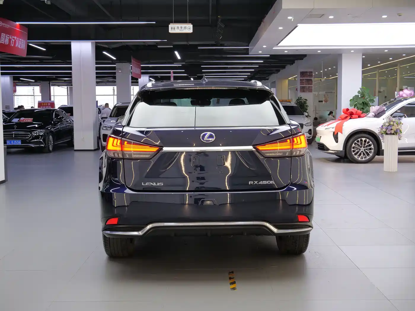 Lexus RX 2020 Facelift 450h AWD Elegance Edition фото 4