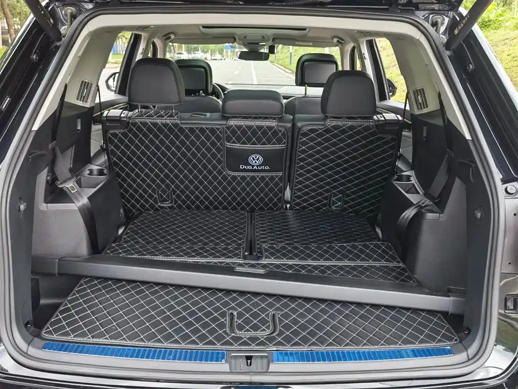 Volkswagen Teramont 2024 380TSI 4WD Prestige Flagship Edition фото 12